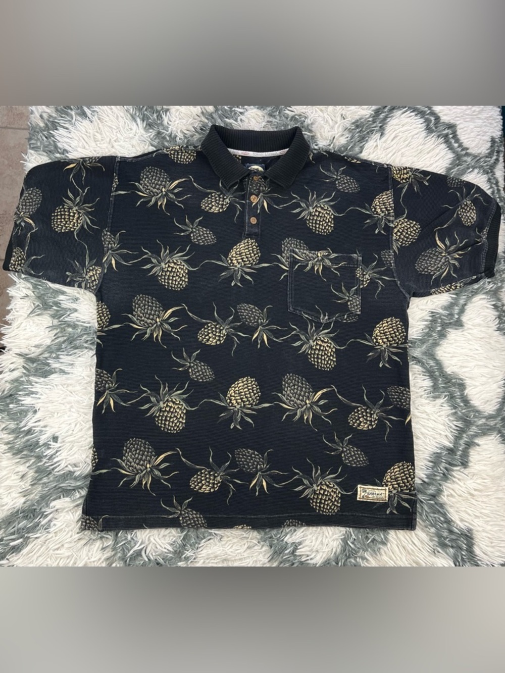 Tommy Bahama Men’s Black Pineapple AOP Polo Shirt Size Medium